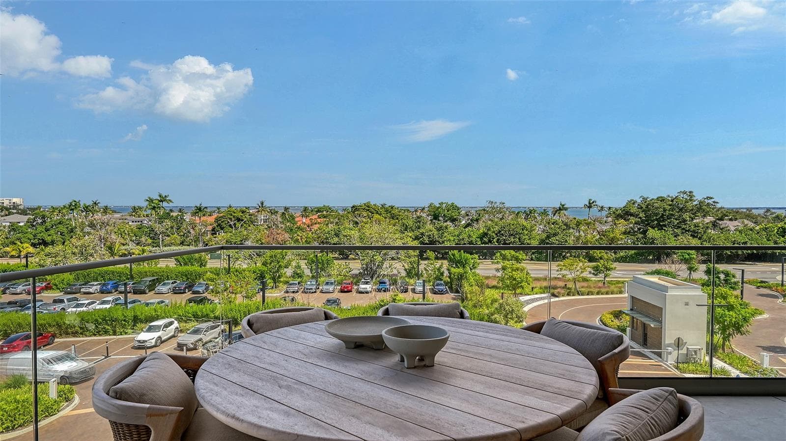 Terrace - 1591 GULF OF MEXICO DR #413, LONGBOAT KEY