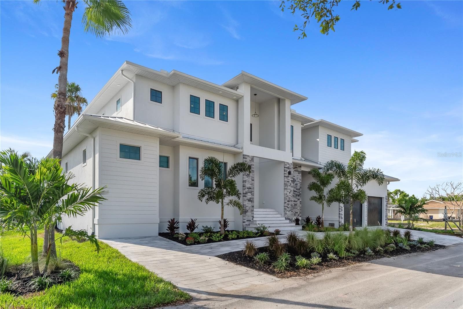 530 DE NARVAEZ DR
