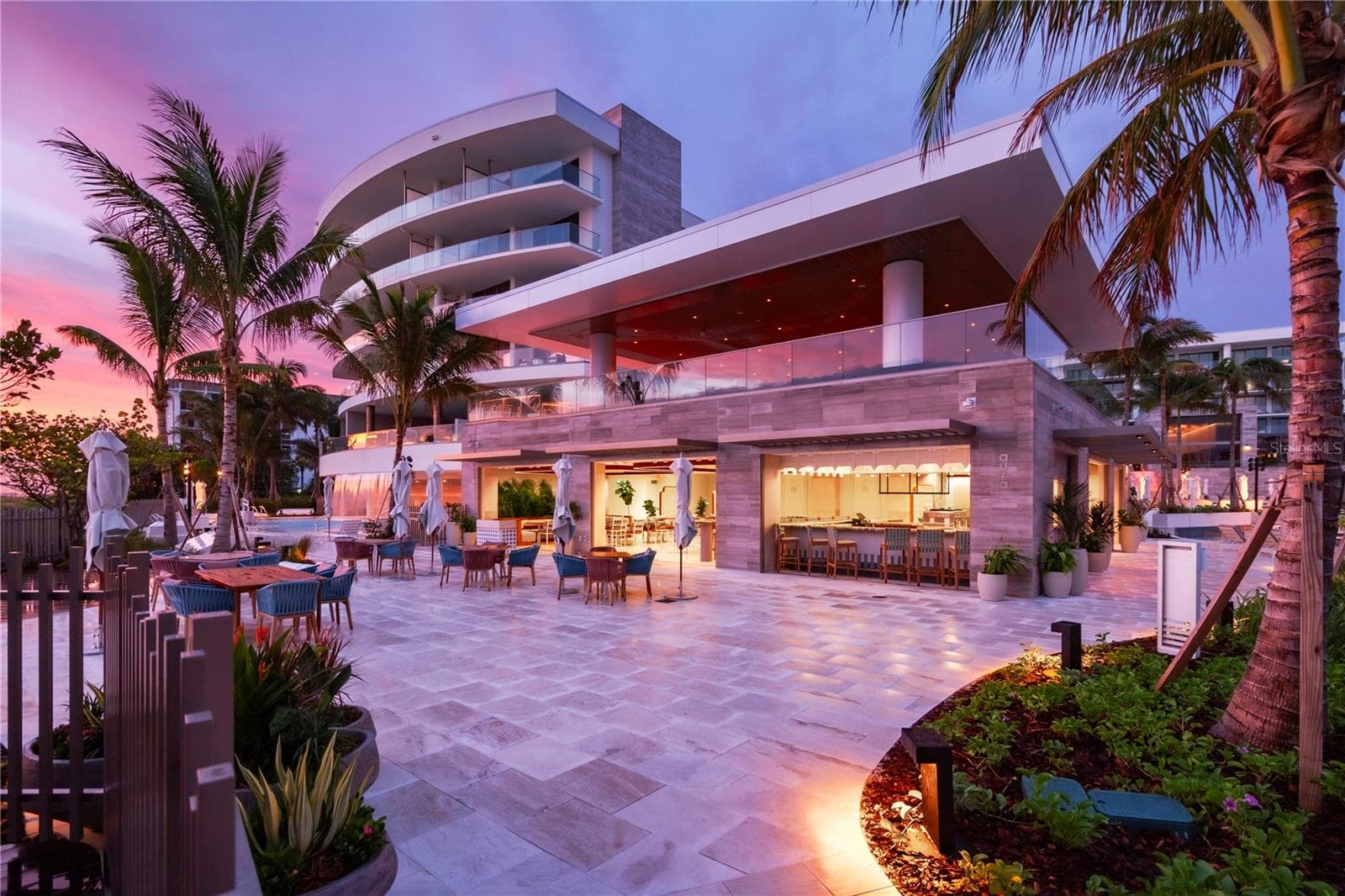 Aura Restaurant - 1591 GULF OF MEXICO DR #413, LONGBOAT KEY