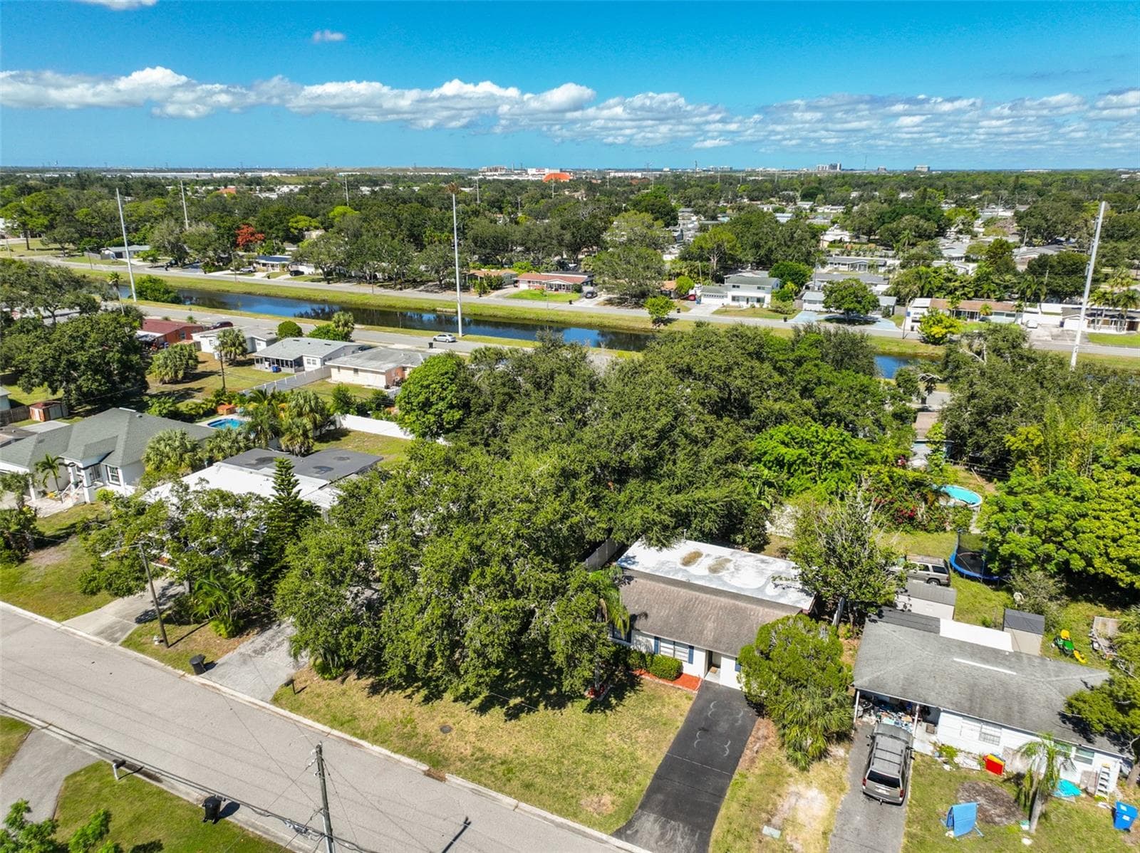 Single Family Residence at 1507 76TH AVE N, ST PETERSBURG, photo 41 of 50