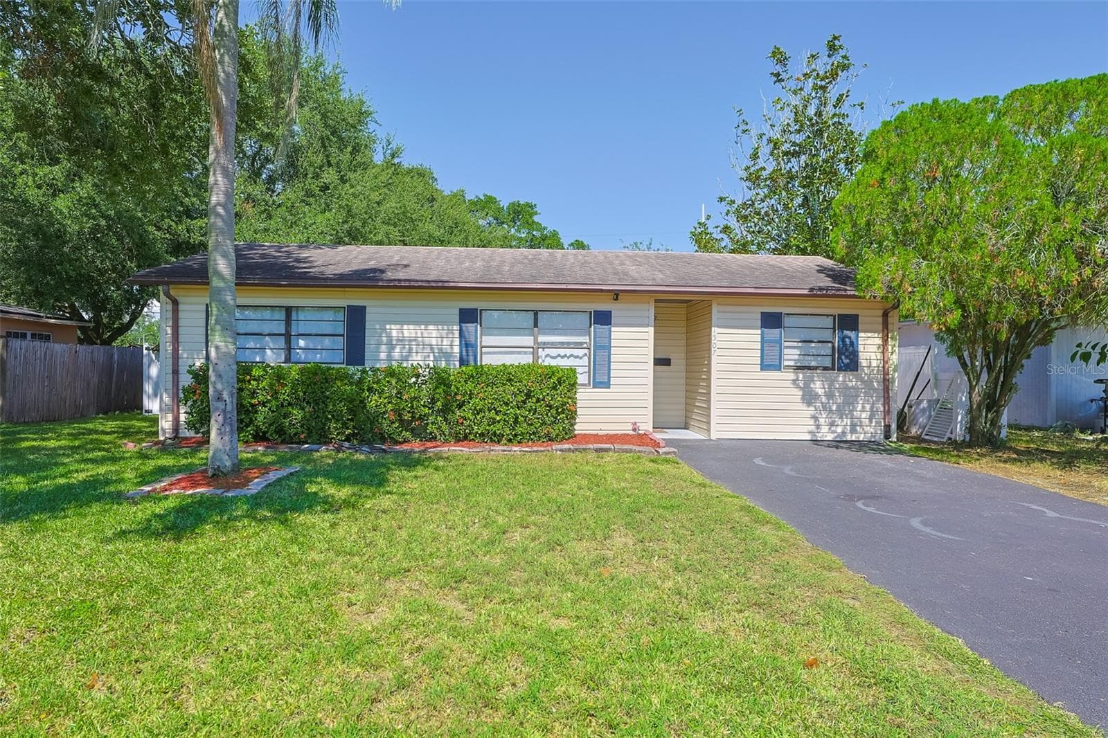 Single Family Residence at 1507 76TH AVE N, ST PETERSBURG, photo 47 of 50
