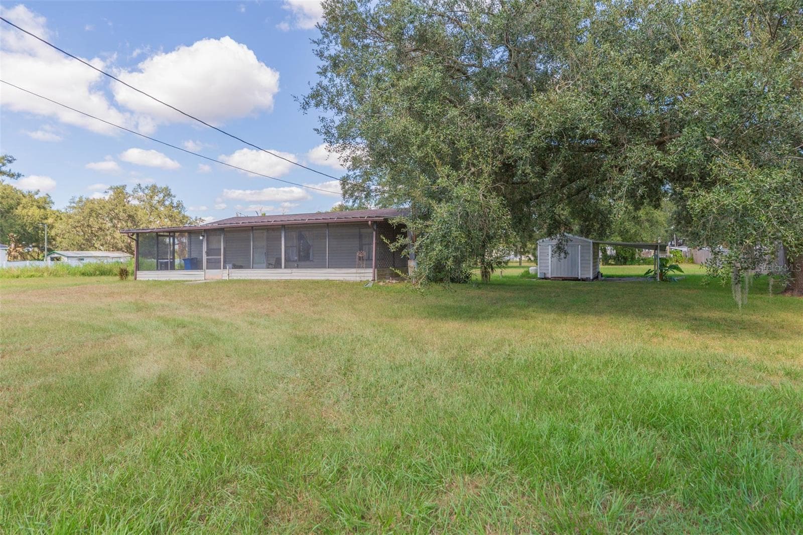 Manufactured Home at 11228 MARLBOROUGH DR, SEFFNER, photo 3 of 44