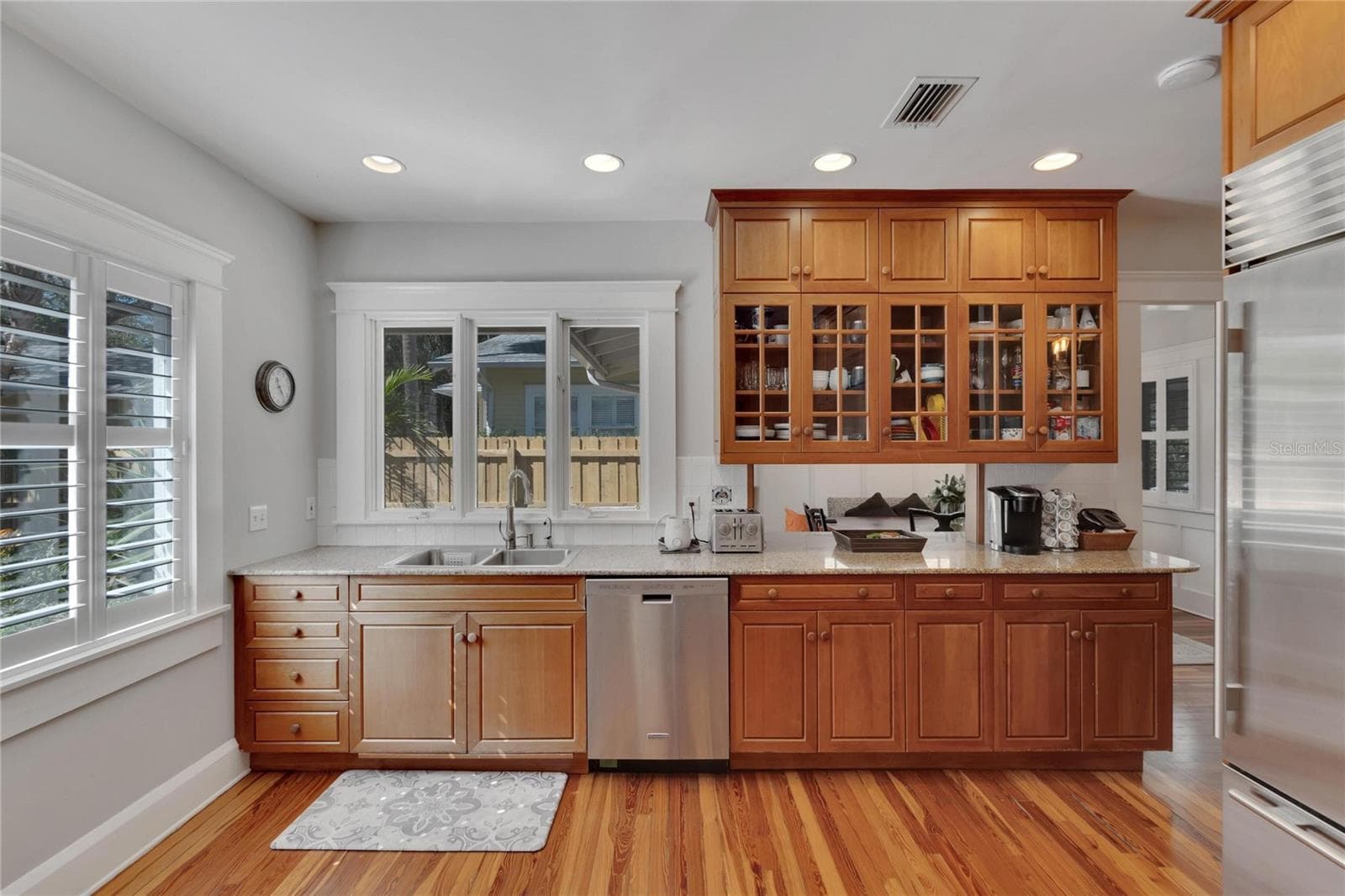 Single Family Residence at 3006 W HARBOR VIEW AVE, TAMPA, photo 14 of 65