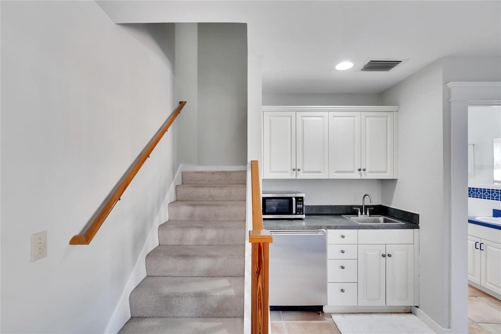 Single Family Residence at 3006 W HARBOR VIEW AVE, TAMPA, photo 50 of 65