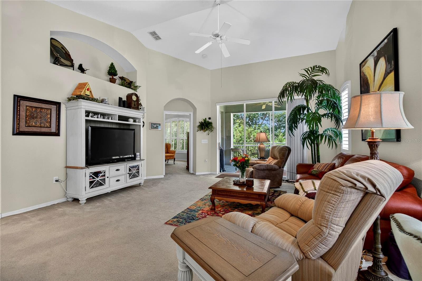 Condominium at 516 GRASSLANDS VILLAGE CIR, LAKELAND, photo 3 of 68