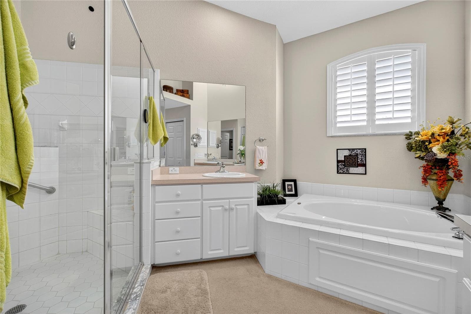 Condominium at 516 GRASSLANDS VILLAGE CIR, LAKELAND, photo 25 of 68