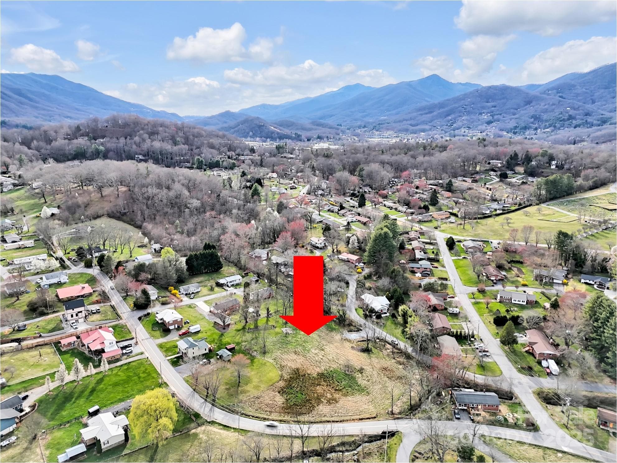Lot at Waynesville, photo 2 of 19