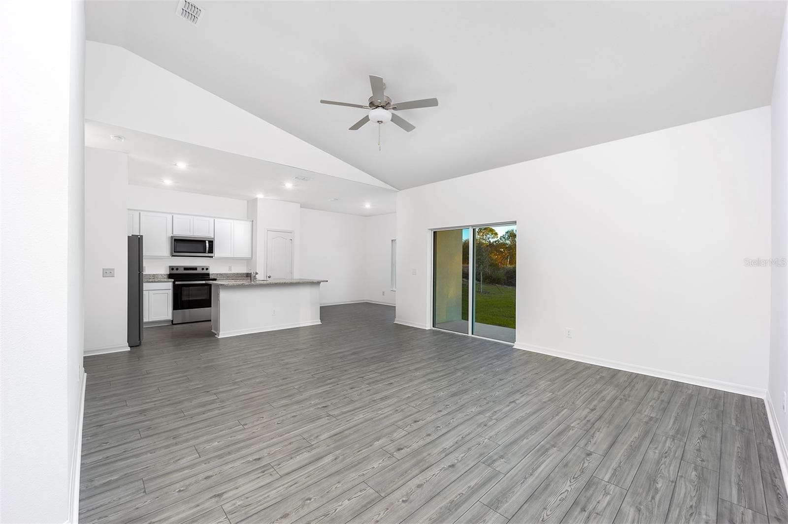 Single Family Residence at 1342 CONGO CT, POINCIANA, photo 6 of 16