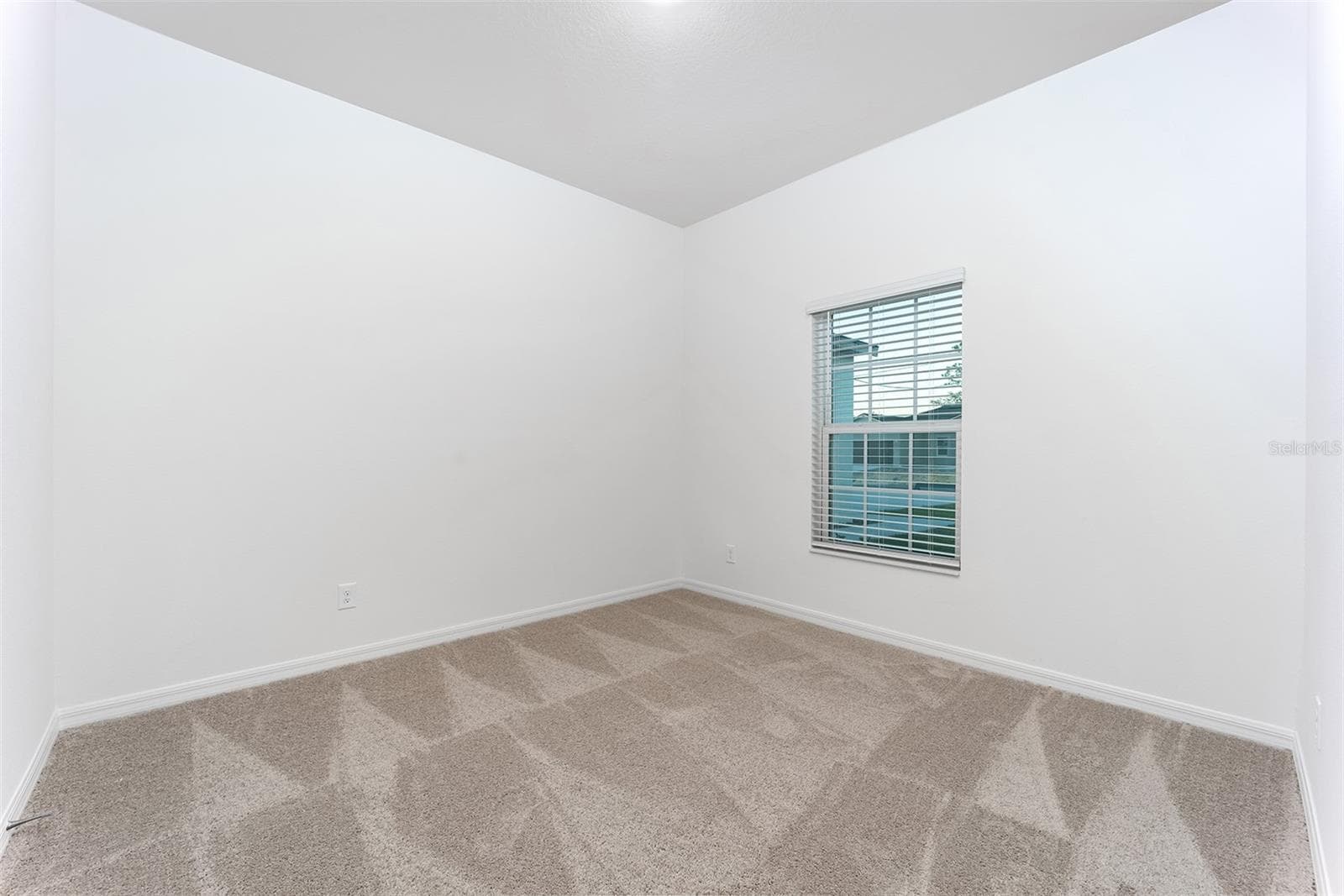 Single Family Residence at 1342 CONGO CT, POINCIANA, photo 14 of 16