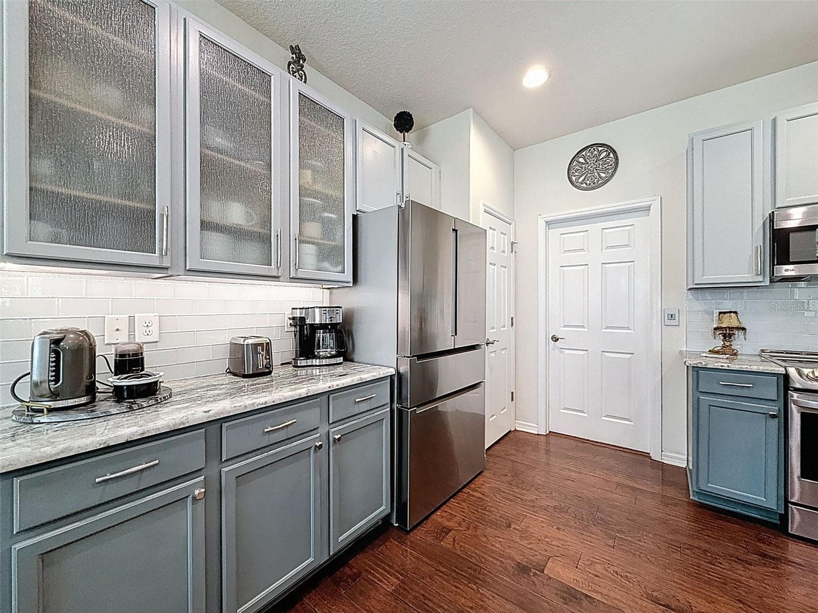 Kitchen - 2539 SILVERBACK CT, PALM HARBOR