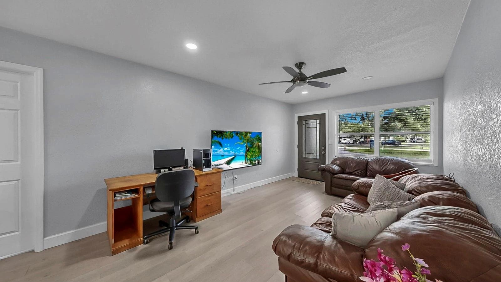 Single Family Residence at 6003 16TH AVE S, TAMPA, photo 6 of 49