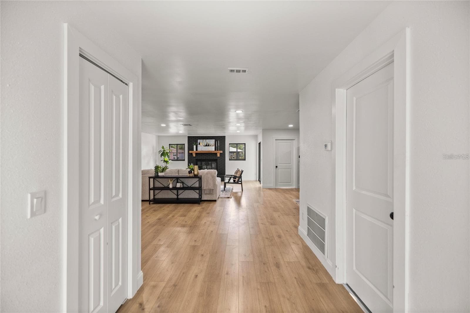 Single Family Residence at 1218 SE 4TH AVE, CRYSTAL RIVER, photo 6 of 32