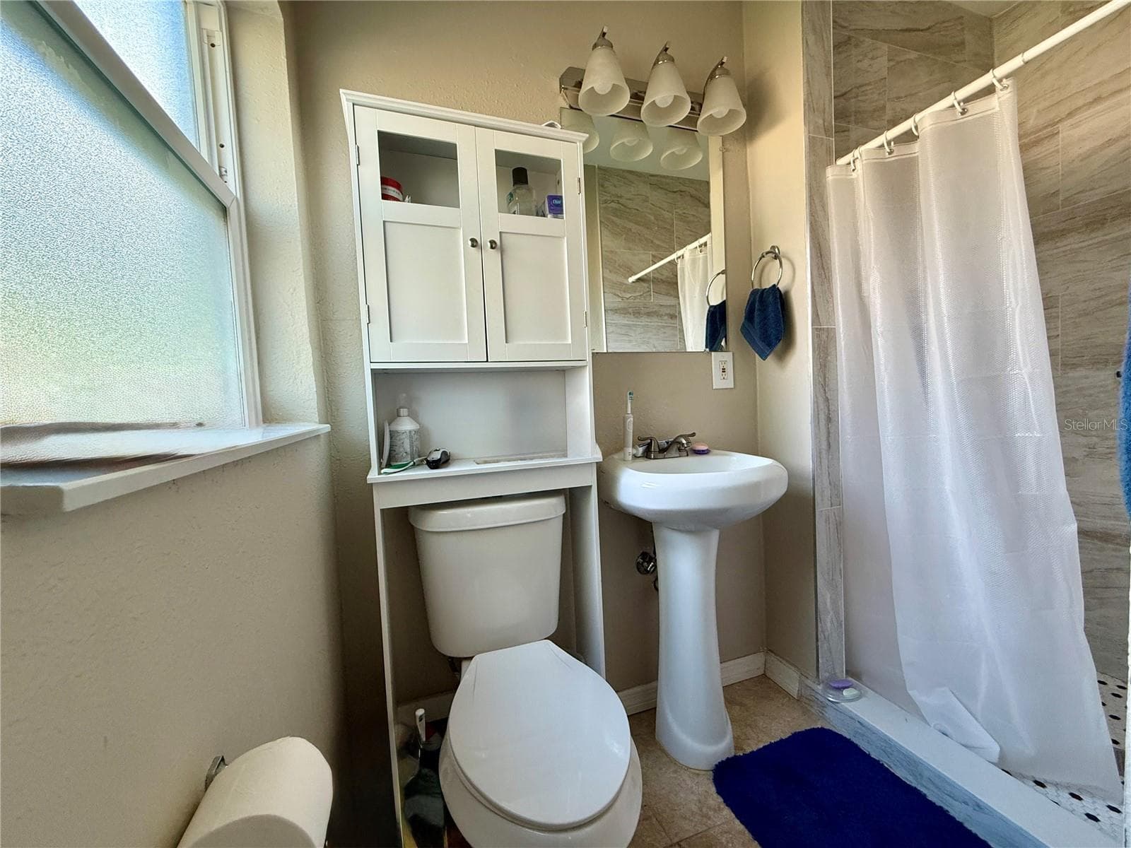 Single Family Residence at 1604 CRYSTAL CT E, LAKELAND, photo 17 of 33