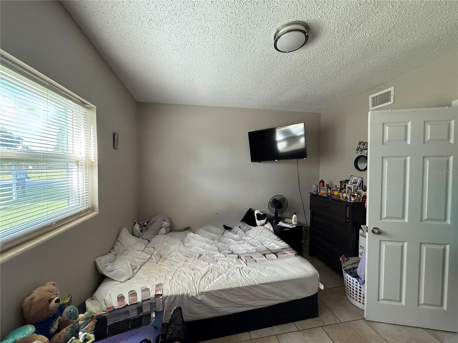 Single Family Residence at 1604 CRYSTAL CT E, LAKELAND, photo 24 of 33