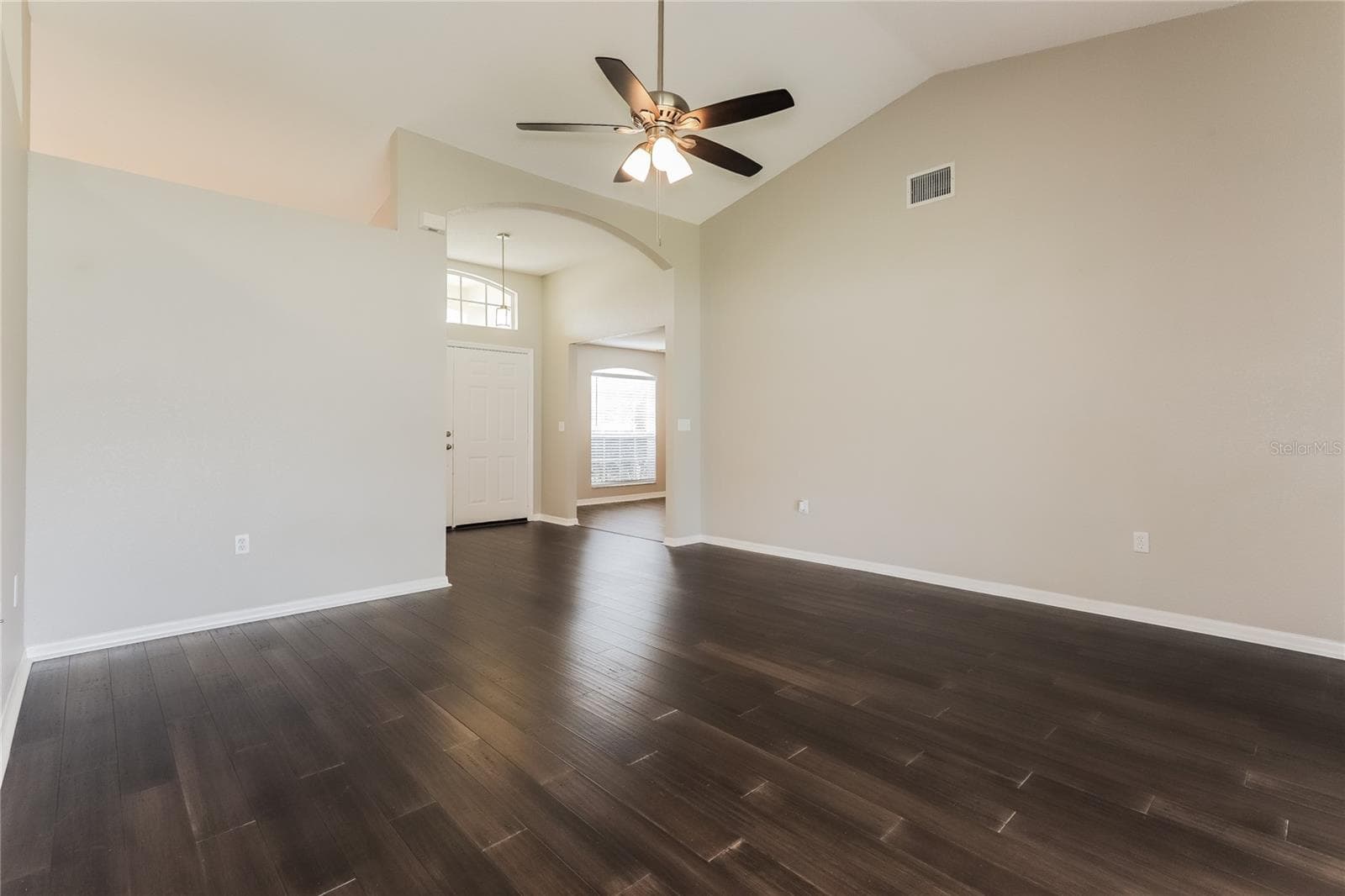 Single Family Residence at 3407 IMPERIAL MANOR WAY, MULBERRY, photo 2 of 15