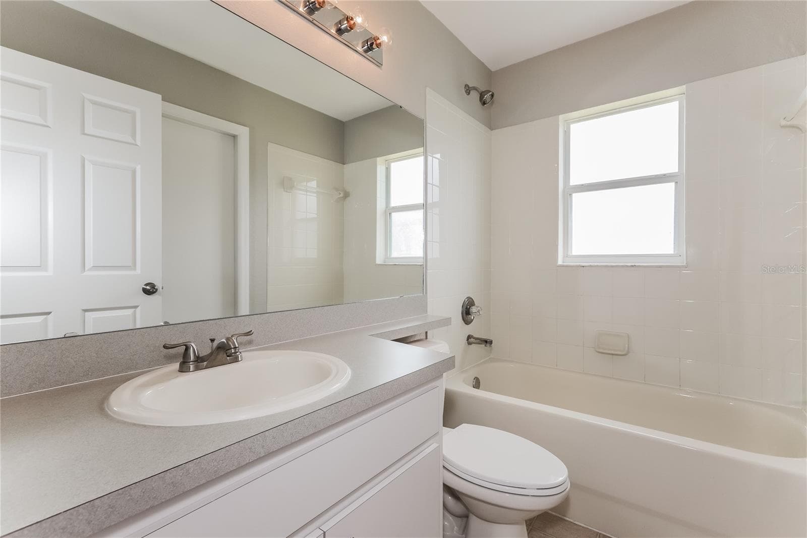 Single Family Residence at 3407 IMPERIAL MANOR WAY, MULBERRY, photo 8 of 15