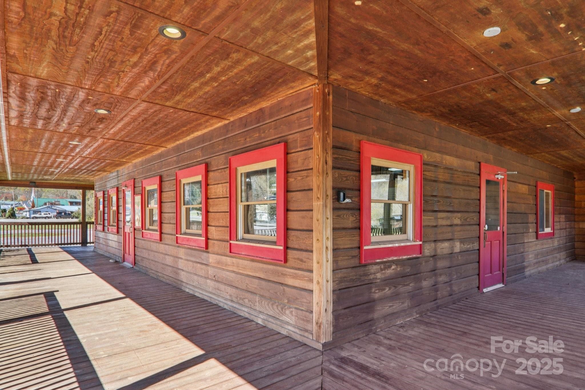 Free Standing Store at Free Standing Store, Maggie Valley, photo 10 of 44