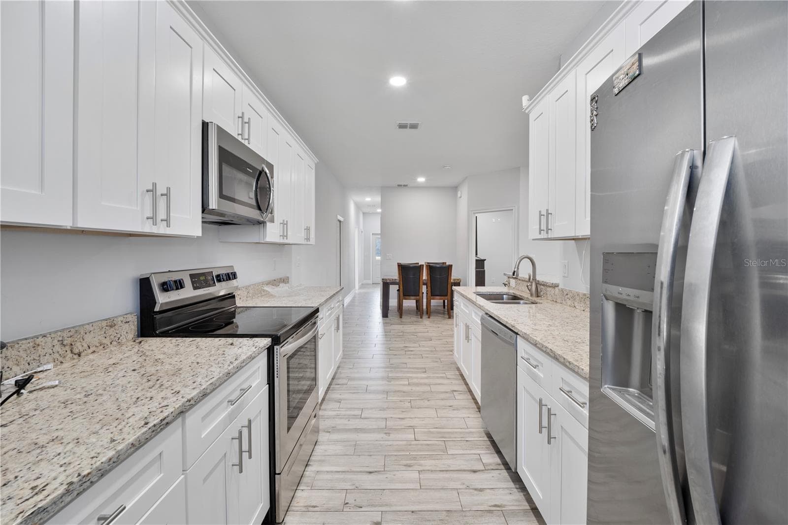 KITCHEN - 3842 PHILLIPS RD, LAKE WALES