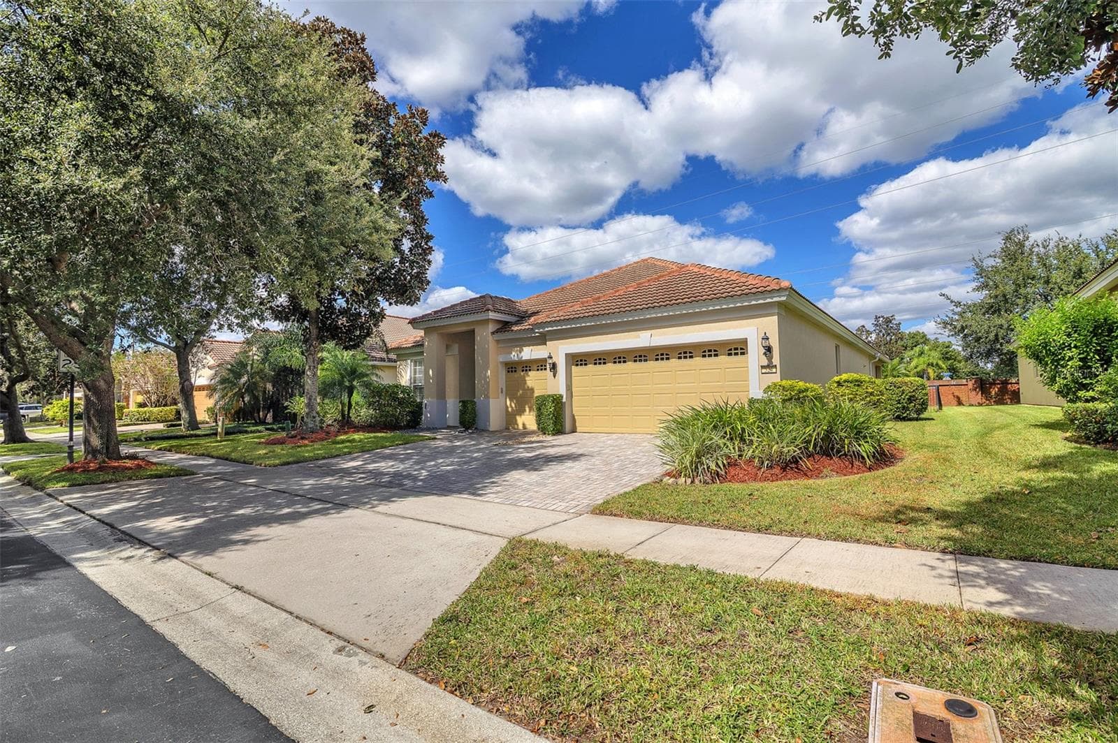 524 DOUGLAS EDWARD DR