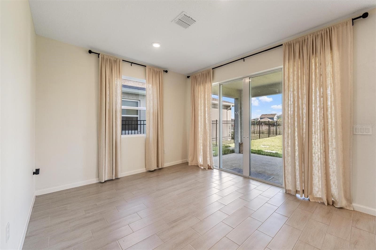 Single Family Residence at 6276 GOLDEN BEACH DR, APOLLO BEACH, photo 9 of 44