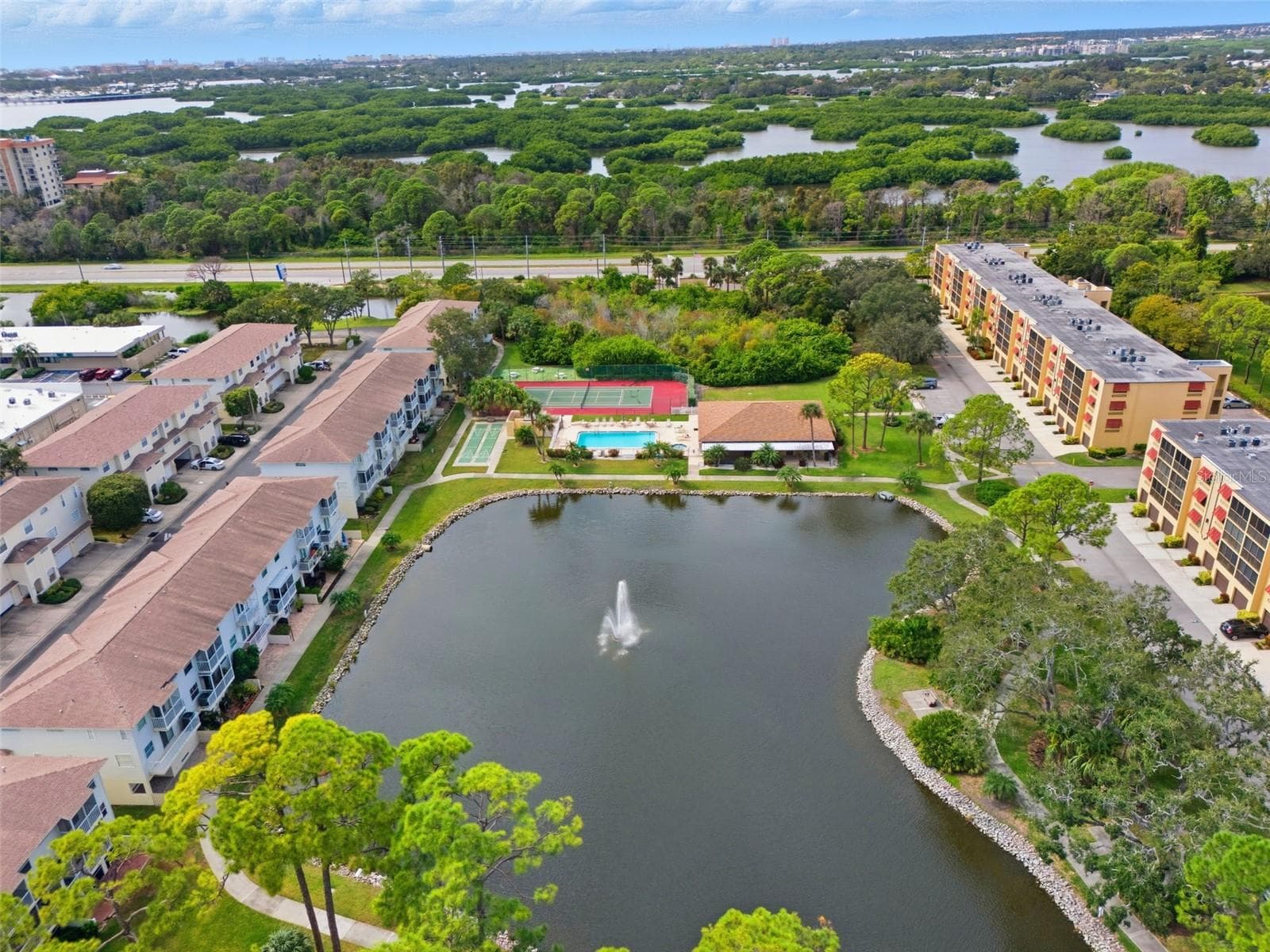 Condominium at 5775 PARK ST N #311, ST PETERSBURG, photo 34 of 43