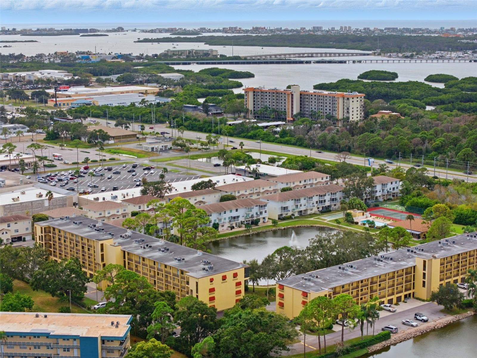 Condominium at 5775 PARK ST N #311, ST PETERSBURG, photo 35 of 43