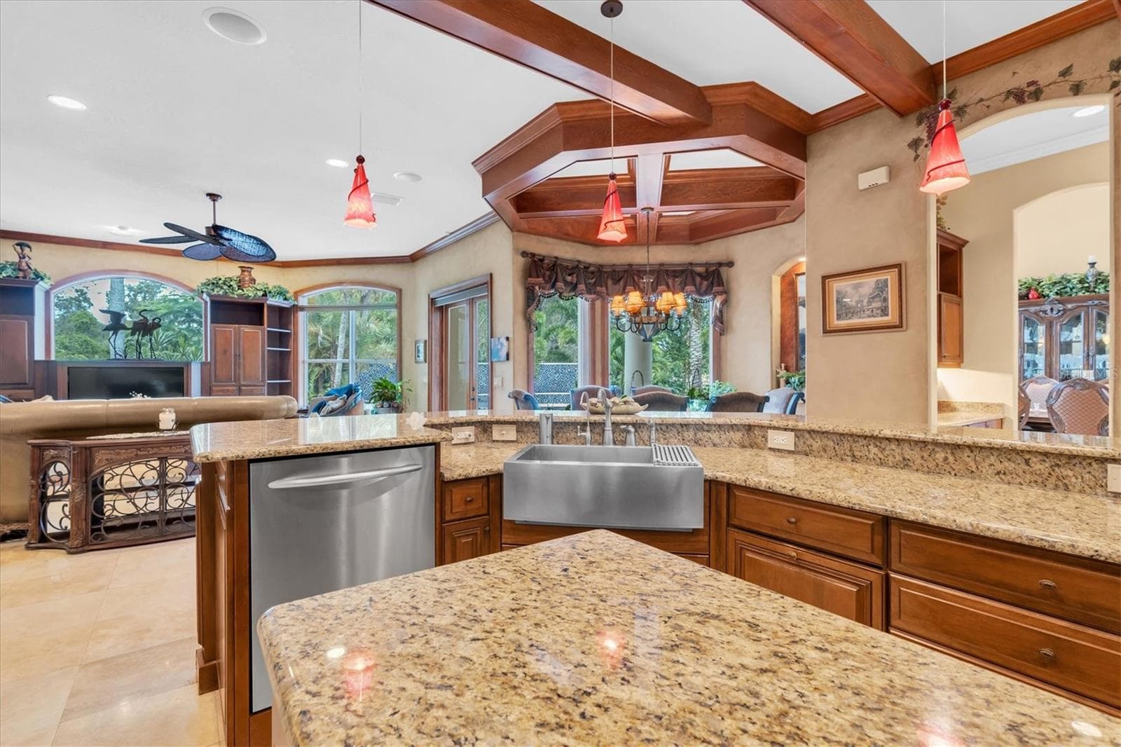 Kitchen/Living Room combo - 2861 ROEHAMPTON CLOSE, TARPON SPRINGS