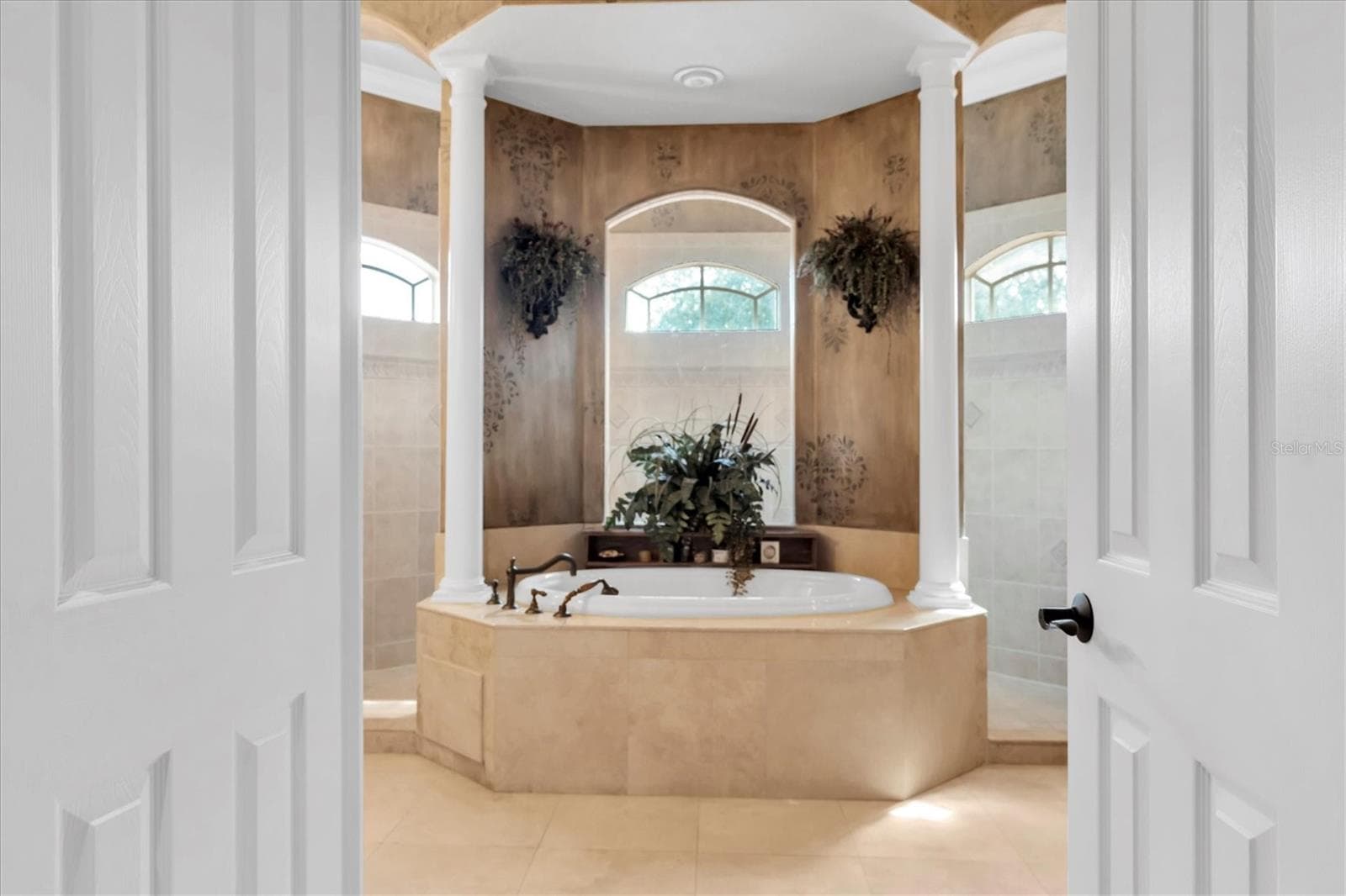 Primary Suite Bathroom - 2861 ROEHAMPTON CLOSE, TARPON SPRINGS
