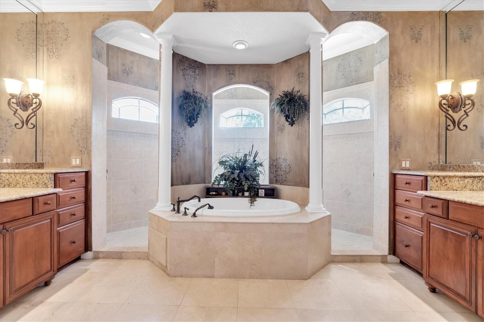 Primary Suite Bathroom - 2861 ROEHAMPTON CLOSE, TARPON SPRINGS