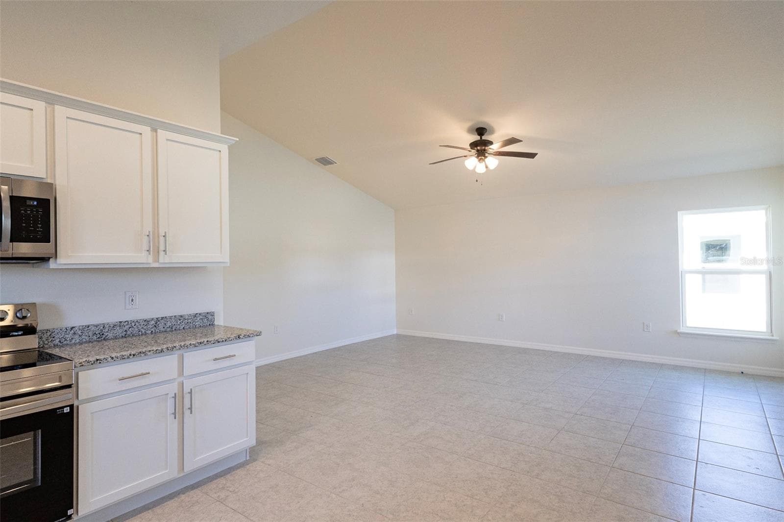 Single Family Residence at 79 W CENTRAL AVE, WEBSTER, photo 6 of 21