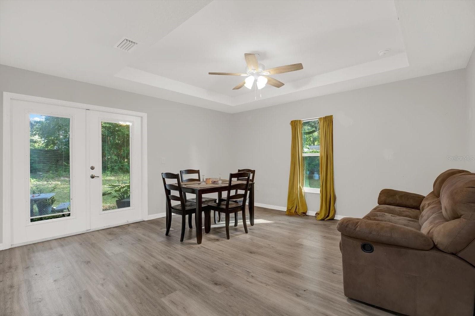 Single Family Residence at 801 OSCEOLA AVE, WILDWOOD, photo 6 of 24