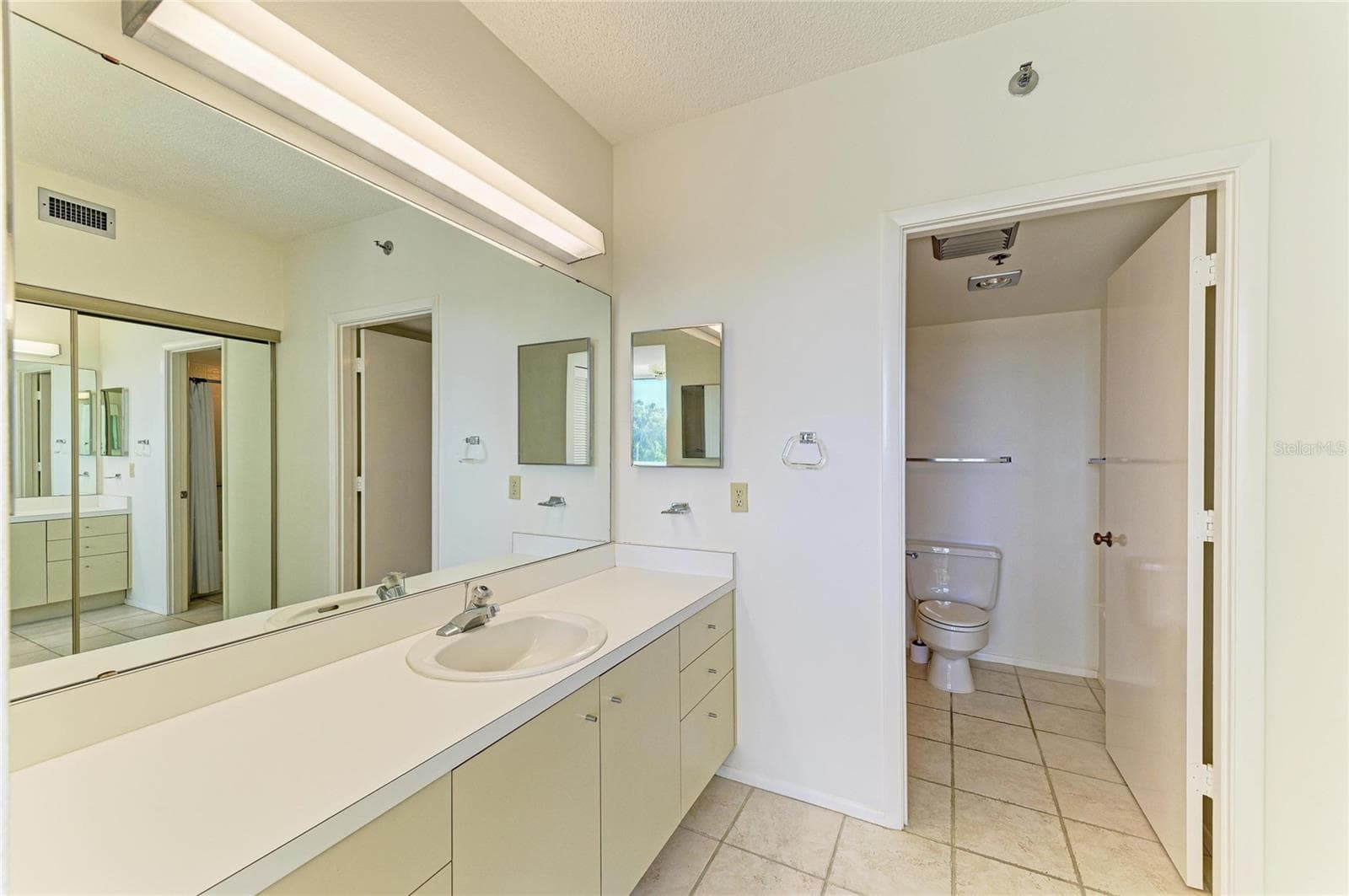 Condominium at 1065 GULF OF MEXICO DR #201, LONGBOAT KEY, photo 26 of 77