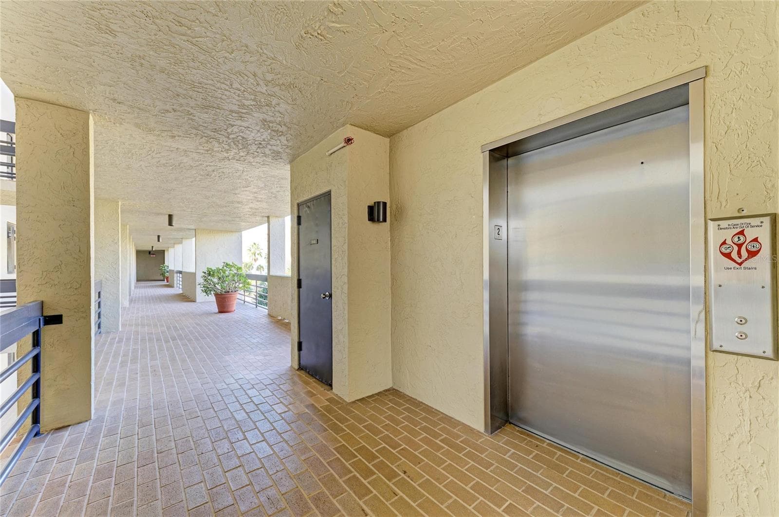 Condominium at 1065 GULF OF MEXICO DR #201, LONGBOAT KEY, photo 41 of 77