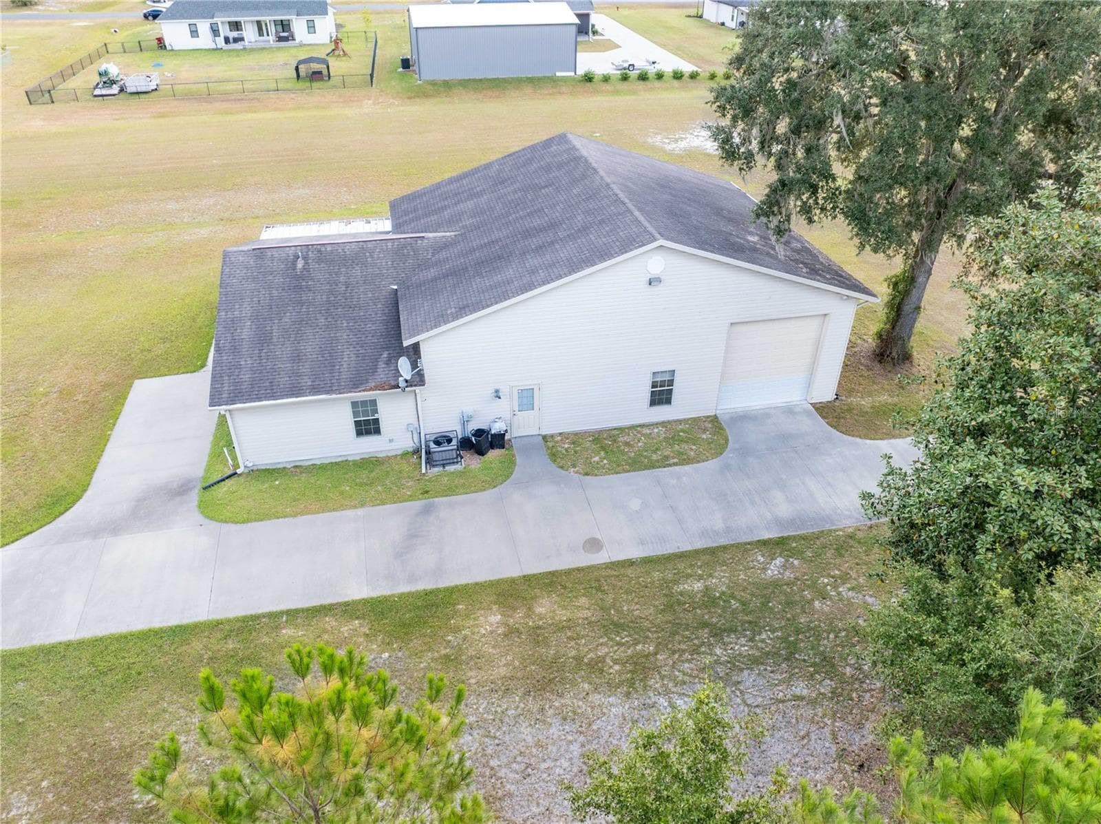 Single Family Residence at 168 SW POBEREZNY GLN, LAKE CITY, photo 3 of 29