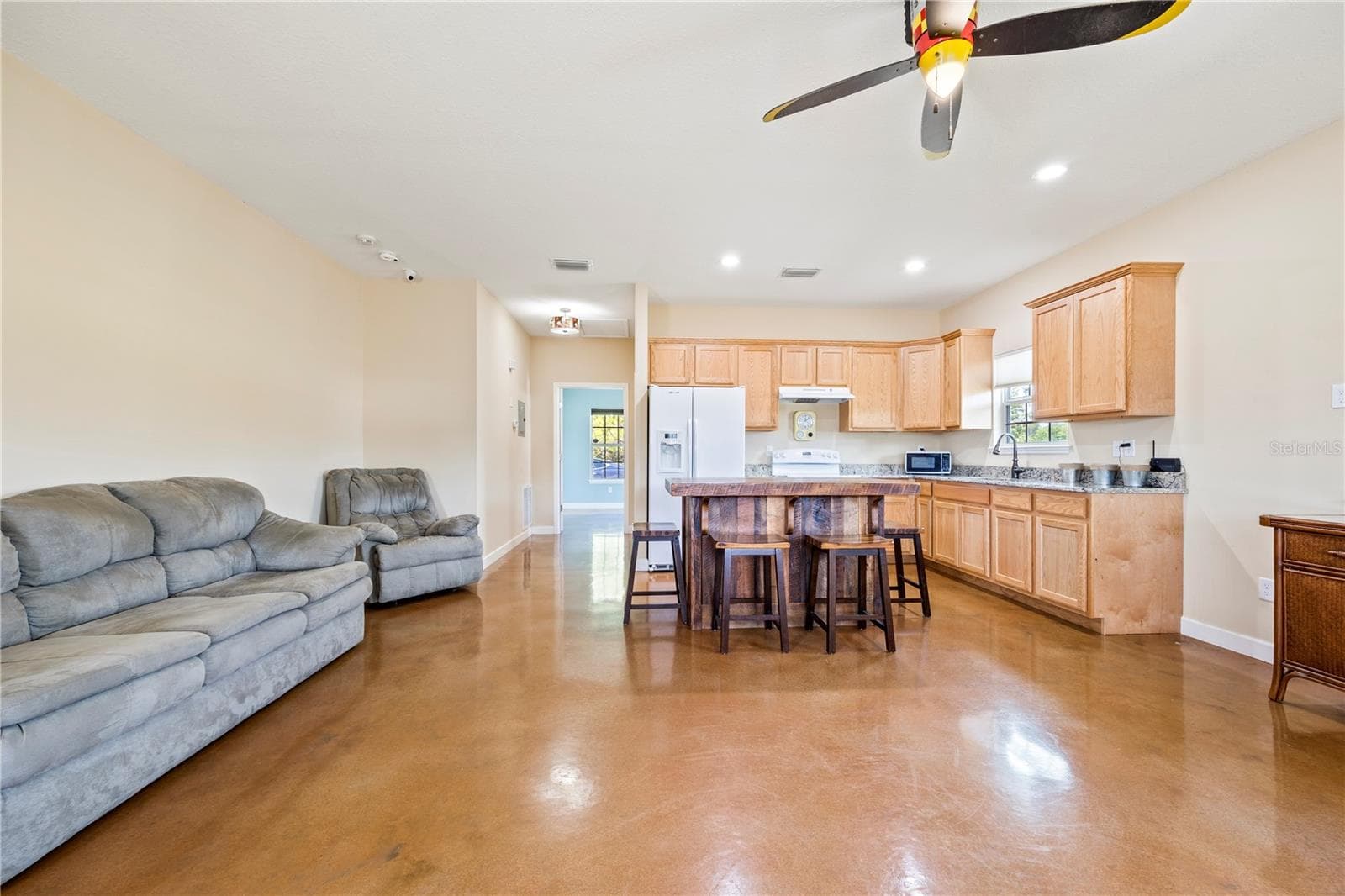 Single Family Residence at 168 SW POBEREZNY GLN, LAKE CITY, photo 12 of 29