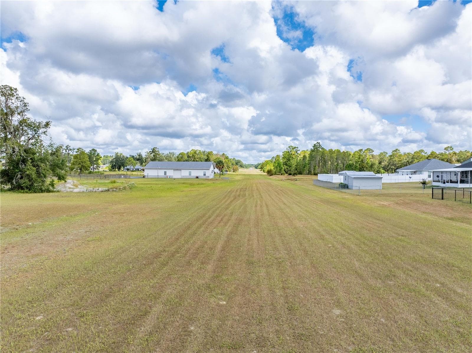 Single Family Residence at 168 SW POBEREZNY GLN, LAKE CITY, photo 25 of 29