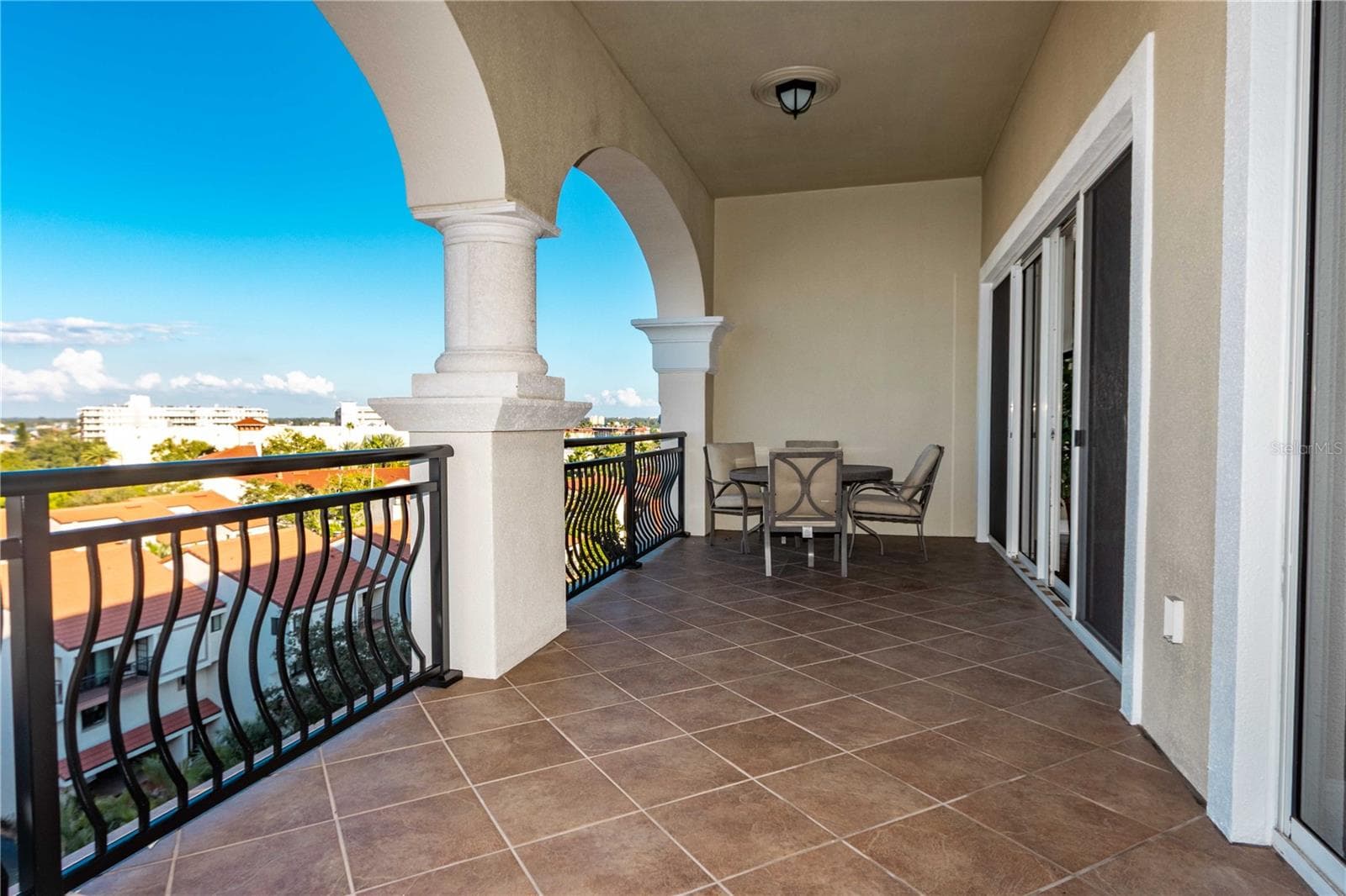 BALCONY VIEWS - 202 WINDWARD PSGE #603, CLEARWATER BEACH