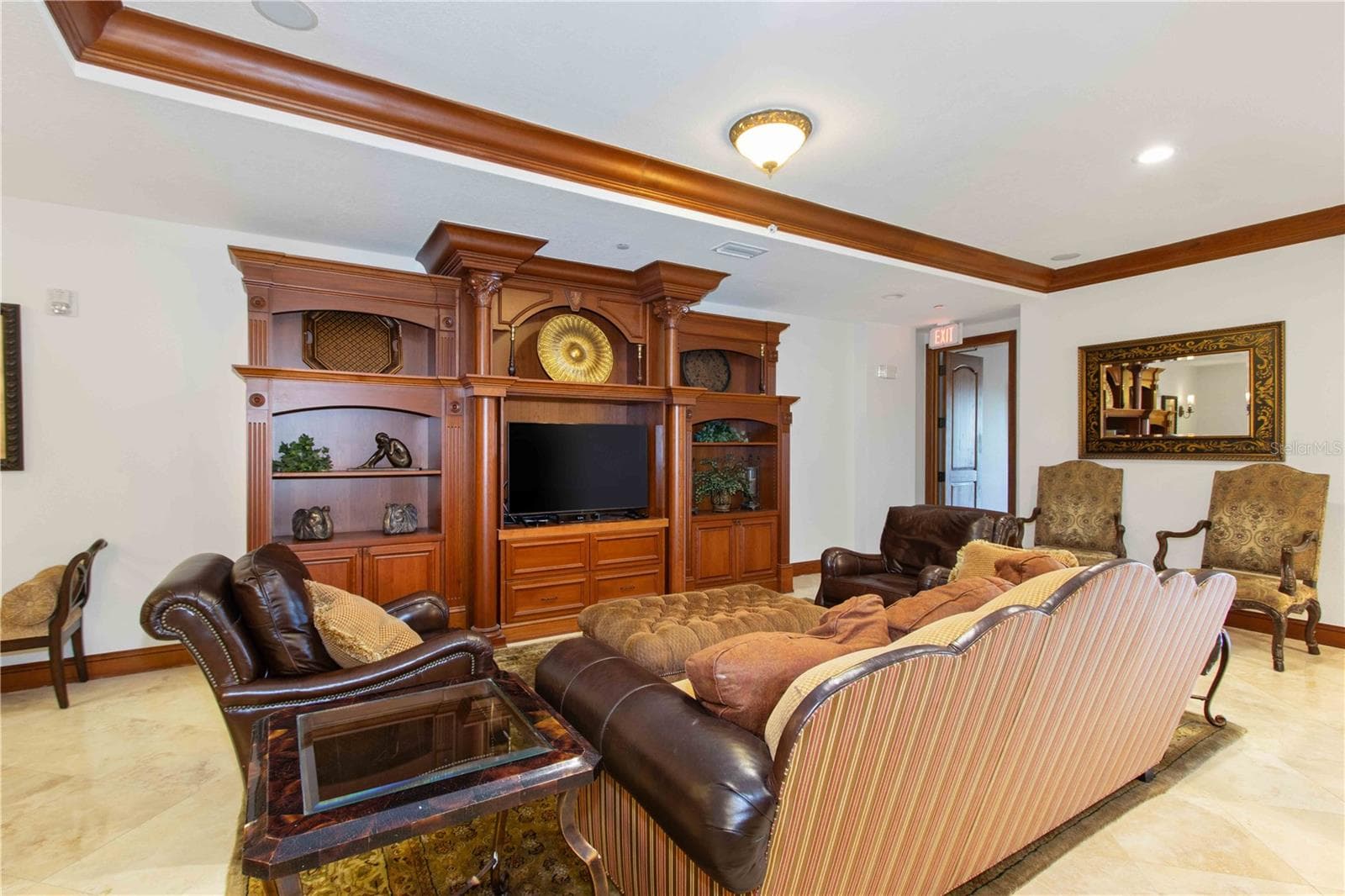 TV AND TONS OF AMENITIES IN CLUB ROOM - 202 WINDWARD PSGE #603, CLEARWATER BEACH