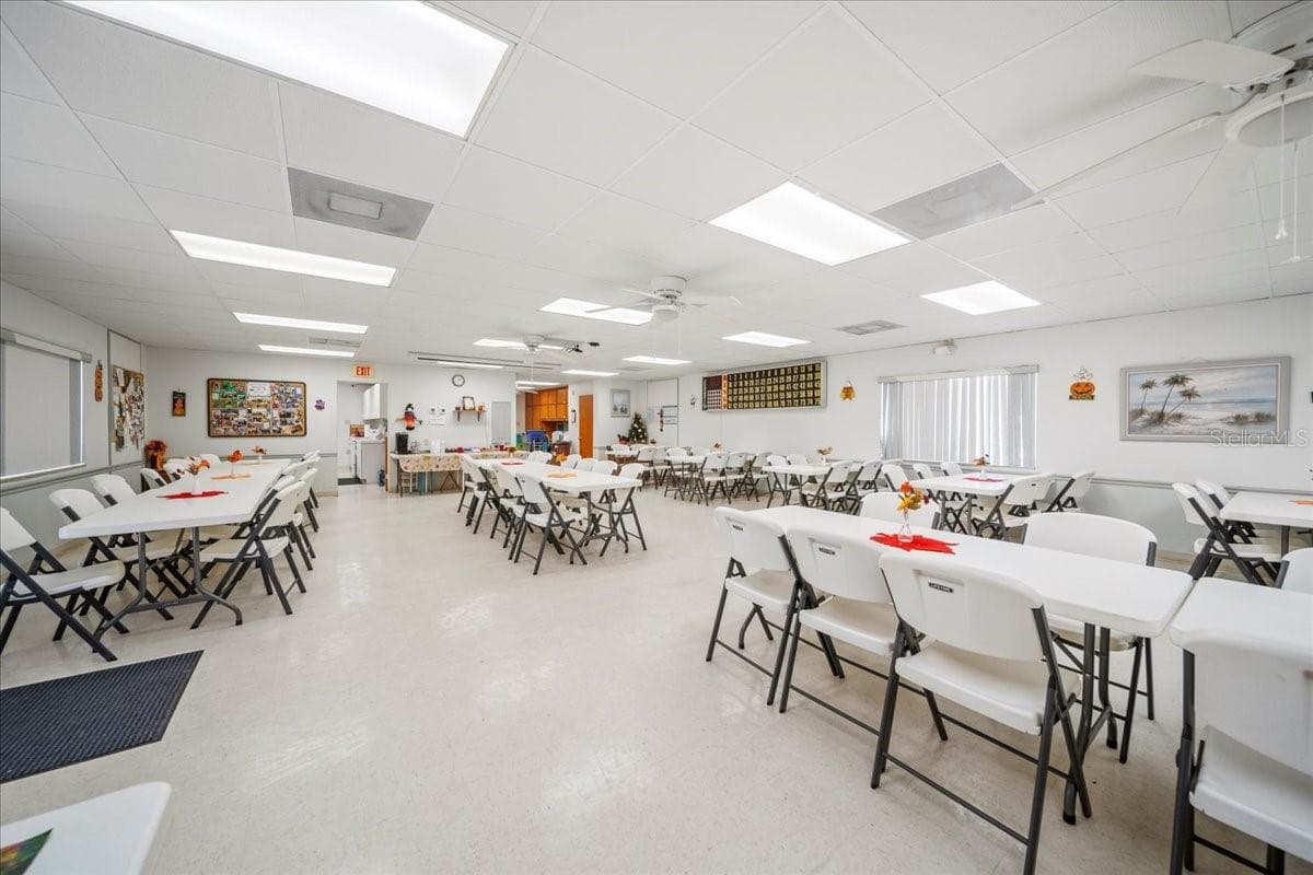Manufactured Home at 101 EDGEWOOD BLVD, LAKE WALES, photo 58 of 63