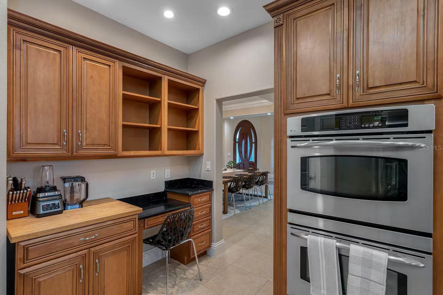 Single Family Residence at 151 LAKESIDE DR, SANFORD, photo 16 of 50