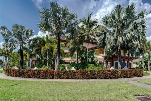 Single Family Residence at 829 BRUCE AVE, CLEARWATER BEACH, photo 55 of 71