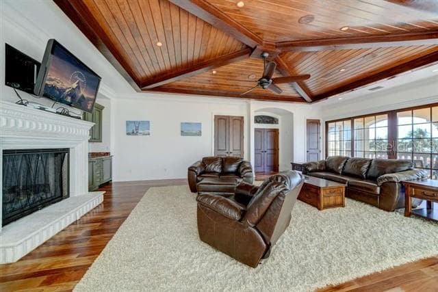 Bonus Room with half bathroom - 829 BRUCE AVE, CLEARWATER BEACH