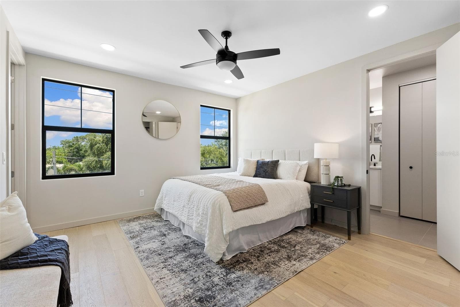 Townhouse at 2205 16TH ST N, ST PETERSBURG, photo 11 of 56