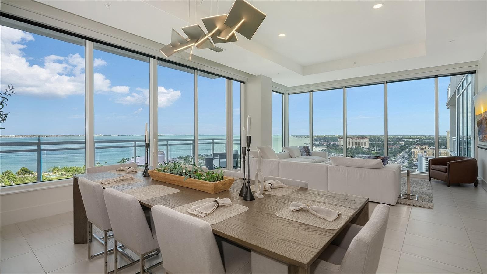 Condominium at 540 N TAMIAMI TRL #1702, SARASOTA, photo 13 of 84
