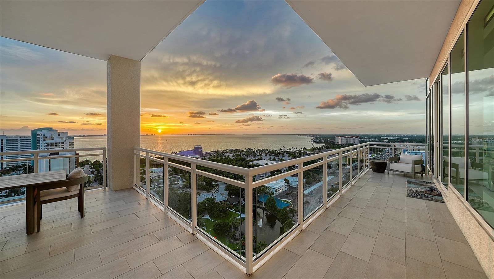 Condominium at 540 N TAMIAMI TRL #1702, SARASOTA, photo 31 of 84