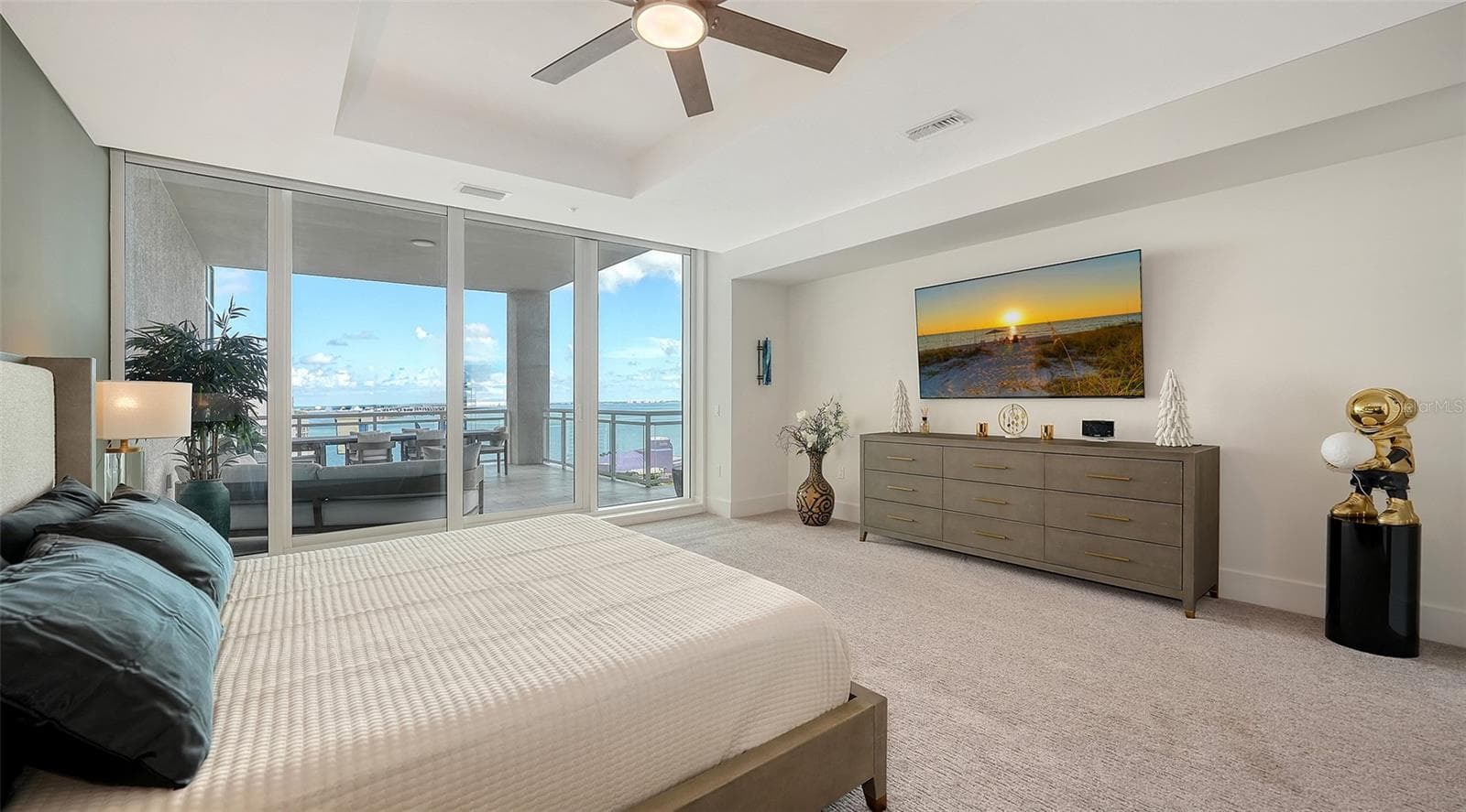 Condominium at 540 N TAMIAMI TRL #1702, SARASOTA, photo 36 of 84