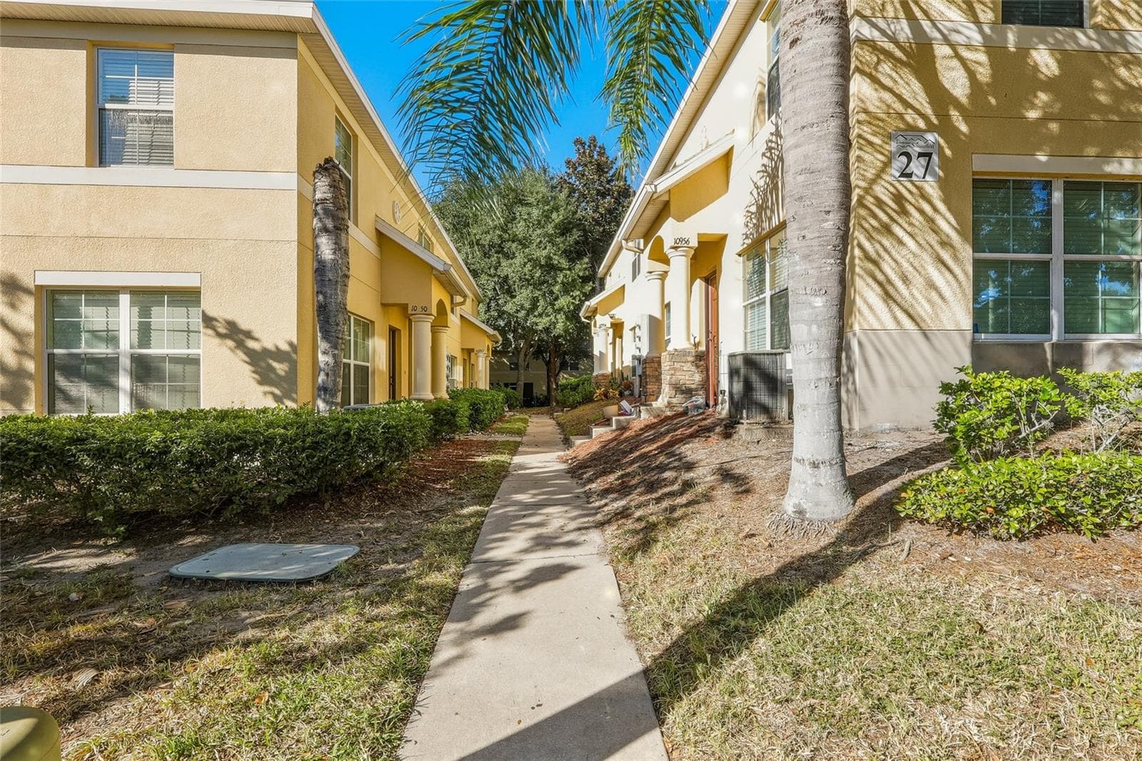 Townhouse at 10952 KEYS GATE DR, RIVERVIEW, photo 12 of 14