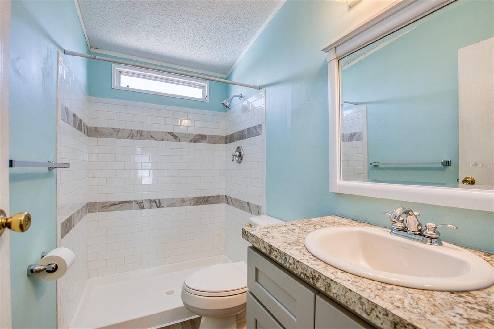 Manufactured Home at 403 BLUE MARLIN DR, OLDSMAR, photo 18 of 38