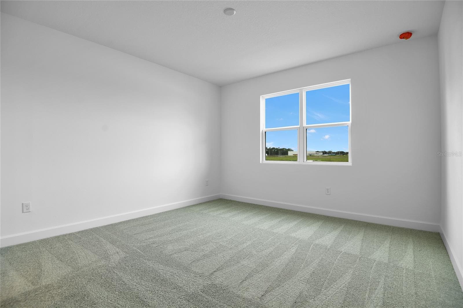 Single Family Residence at 1718 CROOKED CREEK ST, ST CLOUD, photo 12 of 19