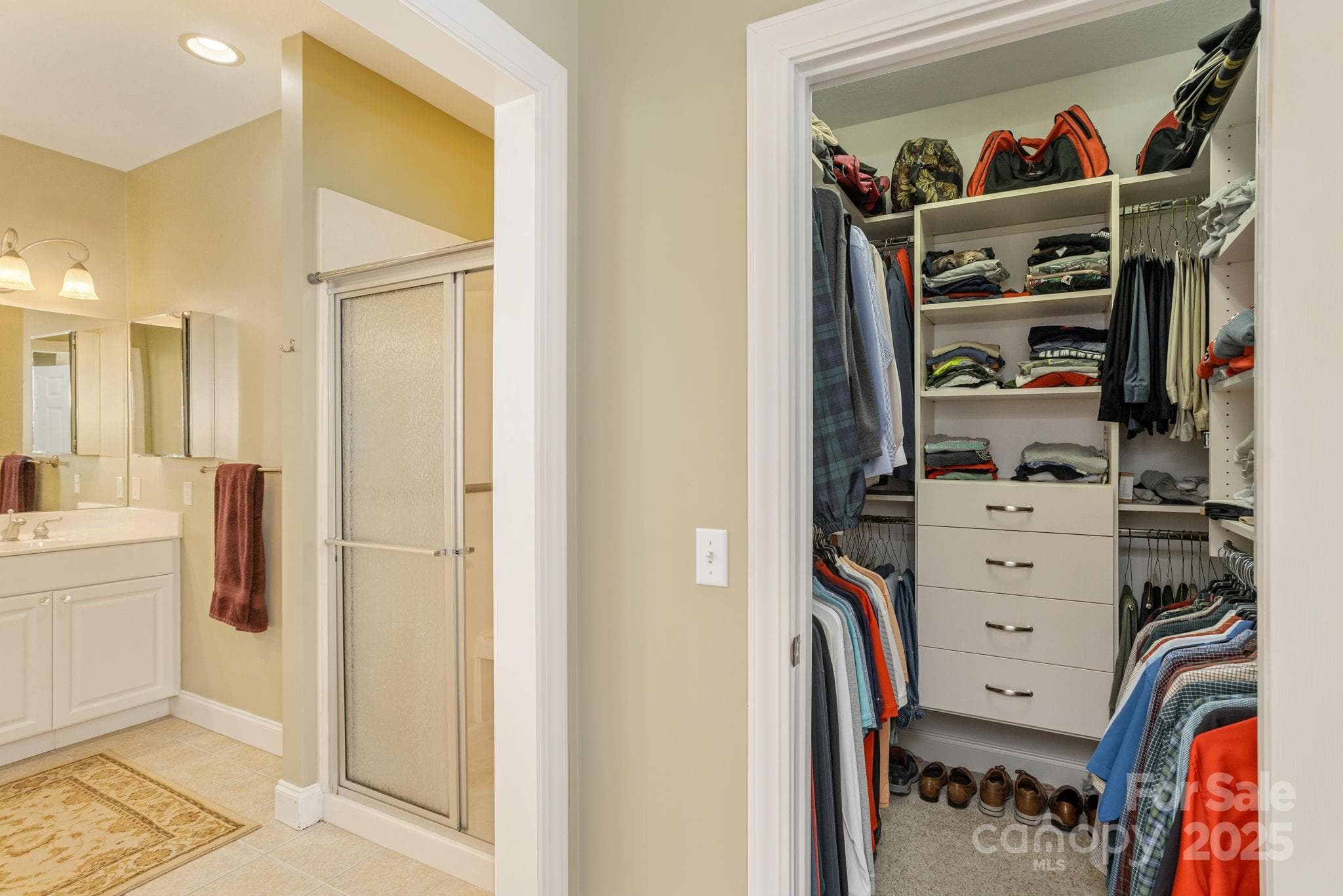 Single Family Residence at 115 Chancery Court, Flat Rock, photo 27 of 47